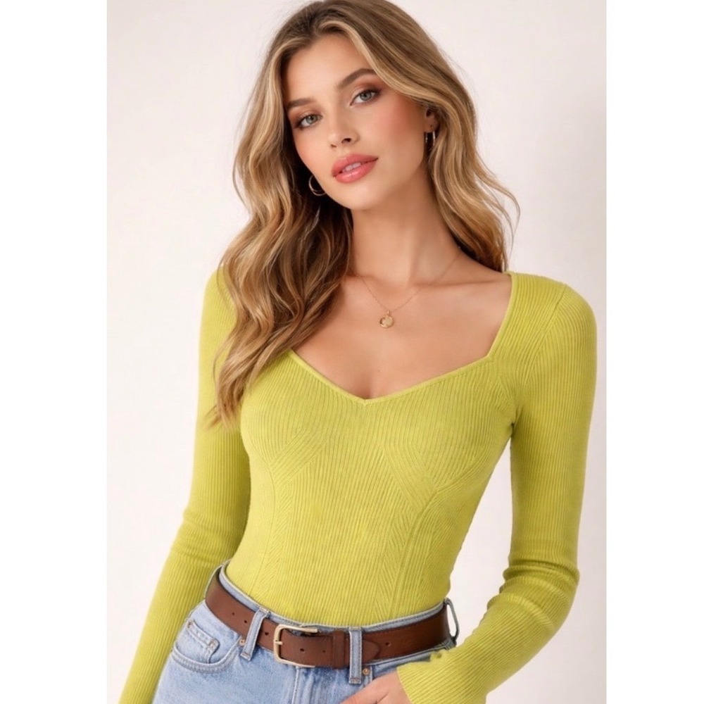 Anthropologie yellow sweetheart knit long sleeve lightweight sweater M soft